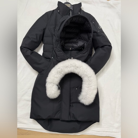 AUTH Moose Knuckles Cloud Shearling Parka with Removable Fur Hood, size XS - Picture 4 of 15